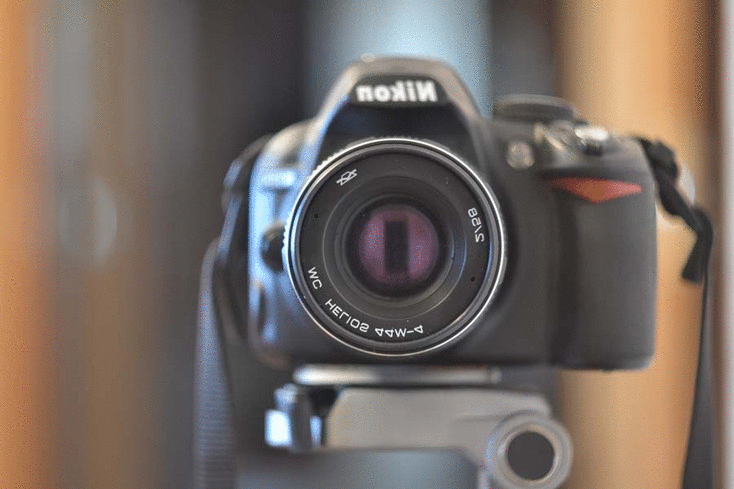 Работа ирисовой диафрагмы Helios 44M-4